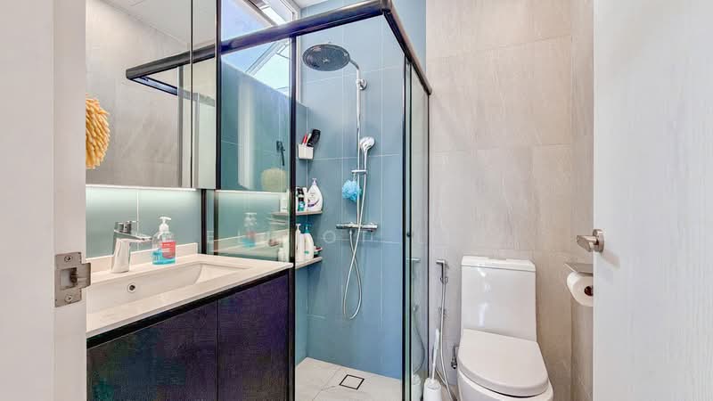 Blu Coral Condo, 127A Lorong L Telok Kurau, 3 Bedrooms, 2,056 sqft, Condominium For Sale, by Elliot Lin, 500193724 - Bathroom - PropertyGuru.com.sg