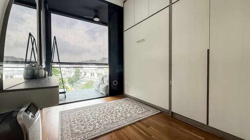 Parc Komo, 959 Upper Changi Road North, 4 Bedrooms, 1,410 sqft, Condominium For Sale, by Simeon Tan, 500193735 - Balcony - PropertyGuru.com.sg