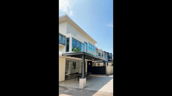 Goldenhill Villas, 1 Golden Rise, 4 Bedrooms, 3,800 sqft, Semi-Detached House For Rent, by Adrian Lim, 500193739 - PropertyGuru.com.sg