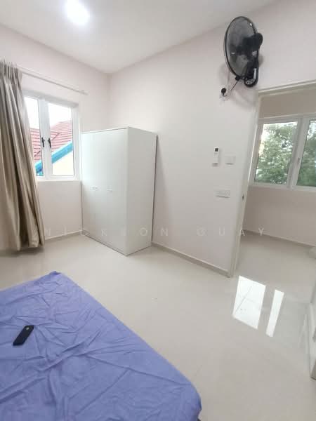 3 Spacious Rooms Available for rent on Landed Property in Punggol! 001, , Room Rental, 200 sqft, Bungalow House For Rent, by Nickson Guay, 500193750 - Bedroom - PropertyGuru.com.sg