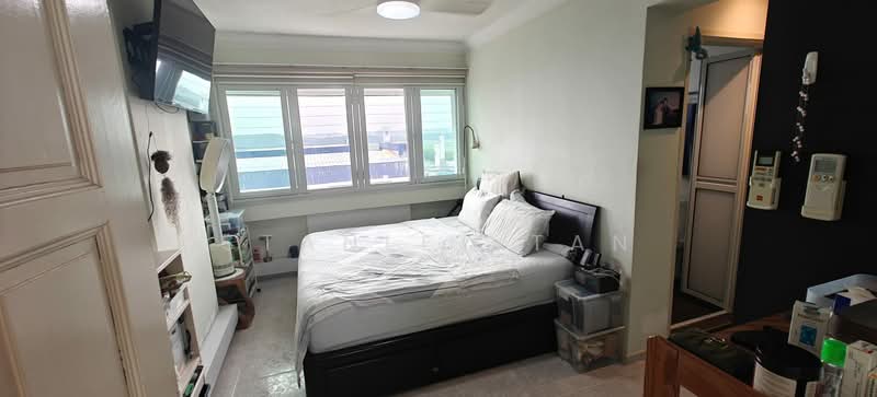 718 Pasir Ris Street 72, 718 Pasir Ris Street 72, 3 Bedrooms, 1,216 sqft, HDB Flat For Sale, by Stanley Tan, 500193761 - Bedroom - PropertyGuru.com.sg