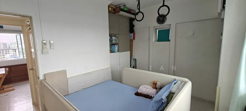 718 Pasir Ris Street 72, 718 Pasir Ris Street 72, 3 Bedrooms, 1,216 sqft, HDB Flat For Sale, by Stanley Tan, 500193761 - Bedroom - PropertyGuru.com.sg