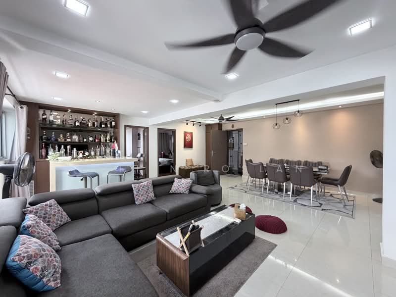 139 Serangoon North Avenue 2, 139 Serangoon North Avenue 2, 3 Bedrooms, 1,313 sqft, HDB Flat For Sale, by Sofian Roslan, 500193762 - Living Room - PropertyGuru.com.sg