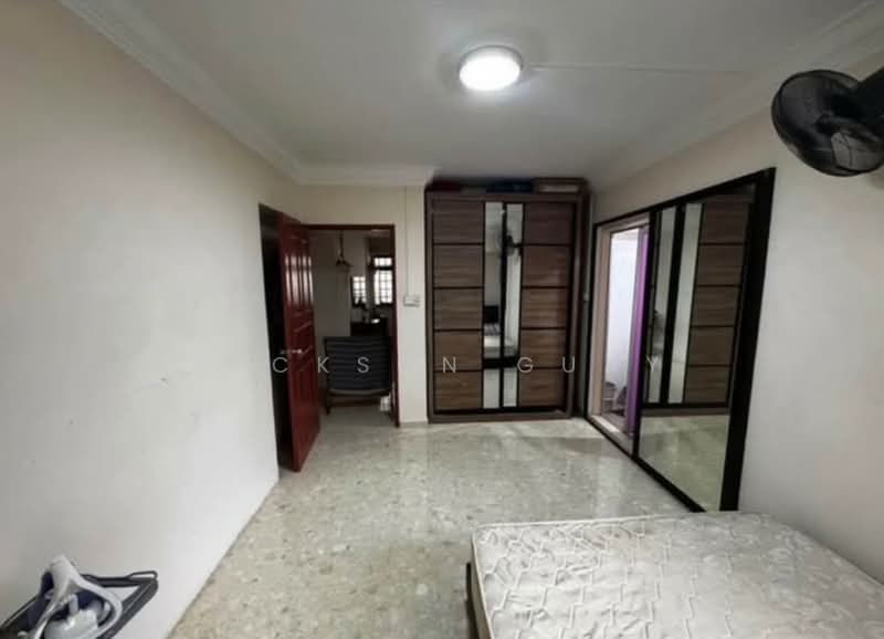 323 Sembawang Close Master Bedroom for rent 002, , Room Rental, 150 sqft, HDB Flat For Rent, by Nickson Guay, 500193766 - Bedroom - PropertyGuru.com.sg
