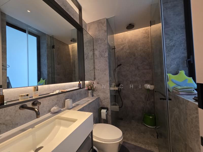 Cuscaden Reserve, 8 Cuscaden Road, 2 Bedrooms, 936 sqft, Condominium For Rent, by Jocelyn Chia, 500193767 - Bathroom - PropertyGuru.com.sg