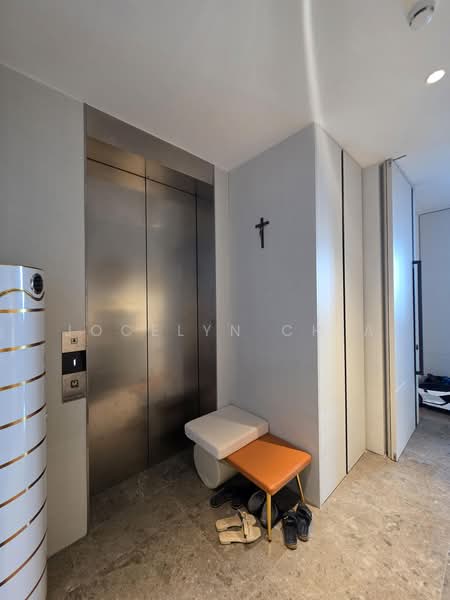 Cuscaden Reserve, 8 Cuscaden Road, 2 Bedrooms, 936 sqft, Condominium For Rent, by Jocelyn Chia, 500193767 - Entrance - PropertyGuru.com.sg