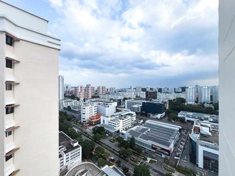 58 Strathmore Avenue, 58 Strathmore Avenue, 3 Bedrooms, 1,184 sqft, HDB Flat For Sale, by Grace Cheong, 500193768 - View of Master Bedroom - PropertyGuru.com.sg