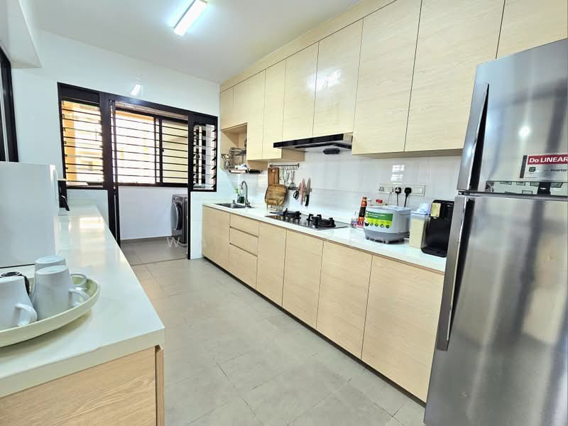 463A Bukit Batok Street 41, 463A Bukit Batok Street 41, 3 Bedrooms, 1,216 sqft, HDB Flat For Sale, by Wayne Teo, 500193778 - Kitchen - PropertyGuru.com.sg