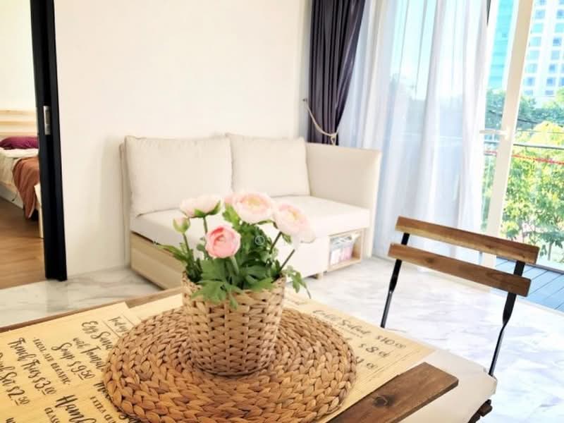 The Sorrento, 55 West Coast Road, 1 Bedroom, 441 sqft, Condominium For Rent, by Vernon Low, 500193784 - PropertyGuru.com.sg