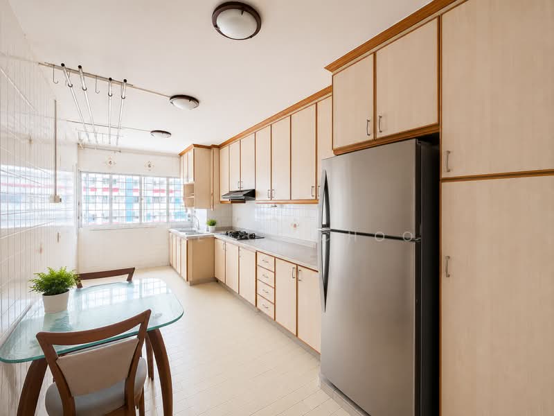 406 Jurong West Street 42, 406 Jurong West Street 42, 3 Bedrooms, 1,141 sqft, HDB Flat For Sale, by Terence Choo, 500193794 - Kitchen - PropertyGuru.com.sg