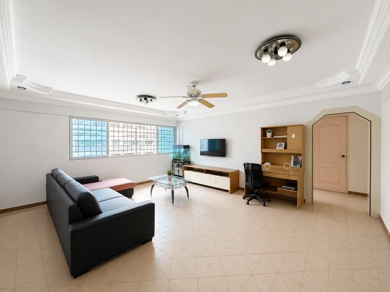 406 Jurong West Street 42, 406 Jurong West Street 42, 3 Bedrooms, 1,141 sqft, HDB Flat For Sale, by Terence Choo, 500193794 - Living Room - PropertyGuru.com.sg