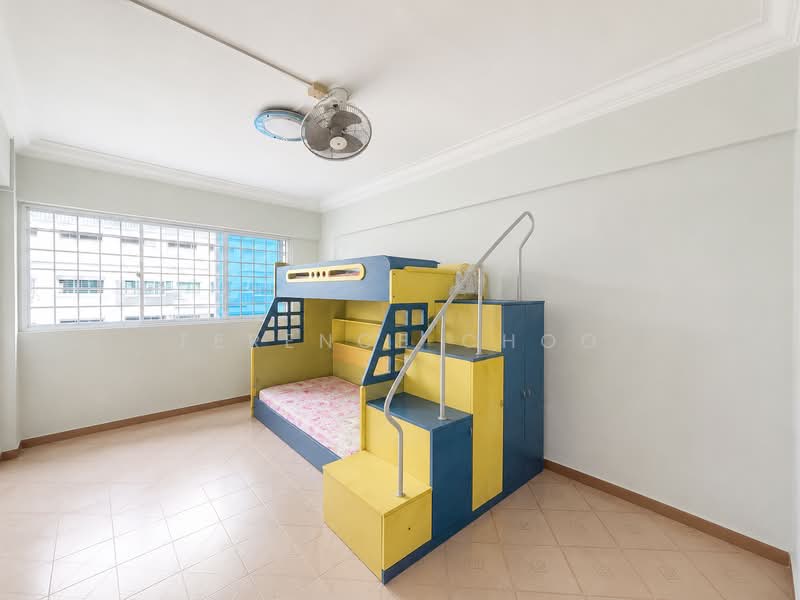 406 Jurong West Street 42, 406 Jurong West Street 42, 3 Bedrooms, 1,141 sqft, HDB Flat For Sale, by Terence Choo, 500193794 - Bedroom - PropertyGuru.com.sg
