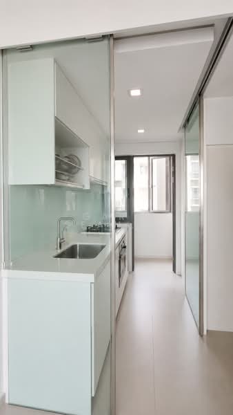 Centro Residences, 59 Ang Mo Kio Avenue 8, 3 Bedrooms, 1,001 sqft, Condominium For Sale, by Gary Seah Zhang Feng, 500193796 - Kitchen - PropertyGuru.com.sg