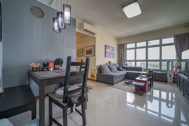 671B Edgefield Plains, 671B Edgefield Plains, 3 Bedrooms, 969 sqft, HDB Flat For Sale, by JP Ong, 500193797 - Living Room - PropertyGuru.com.sg