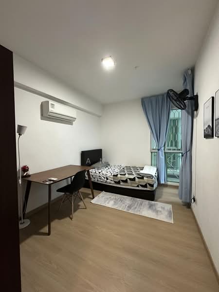 Hougang Green, 5 Buangkok Green, Room Rental, 100 sqft, Apartment For Rent, by Yang ., 500193801 - Bedroom - PropertyGuru.com.sg