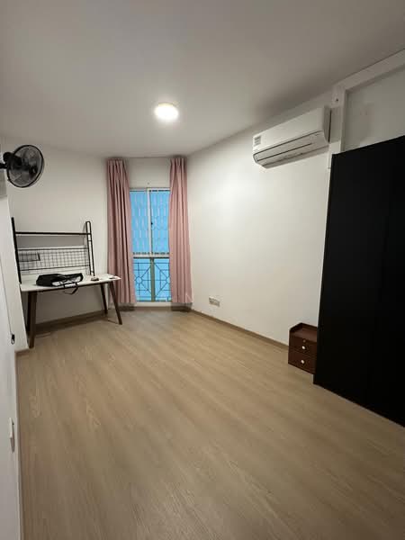 Hougang Green, 5 Buangkok Green, Room Rental, 100 sqft, Apartment For Rent, by Yang ., 500193801 - Interior - PropertyGuru.com.sg