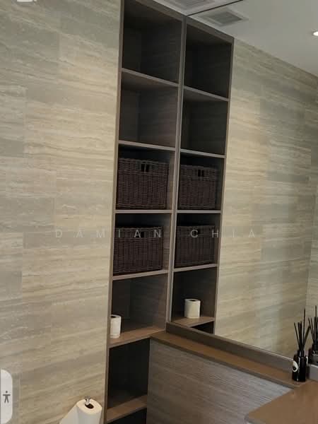 The Crest, 101 Prince Charles Crescent, 1 Bedroom, 646 sqft, Condominium For Rent, by Damian Chia, 500193802 - Bathroom - PropertyGuru.com.sg