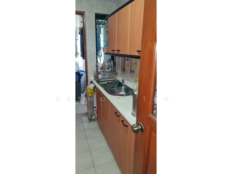 Kerrisdale, 30 Sturdee Road, 3 Bedrooms, 1,259 sqft, Condominium For Rent, by Desmond Tan, 500193806 - Kitchen - PropertyGuru.com.sg