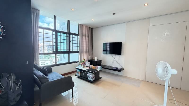 625 Senja Road, 625 Senja Road, 3 Bedrooms, 969 sqft, HDB Flat For Sale, by Jose Loh Zhenhao, 500193818 - Living Room - PropertyGuru.com.sg