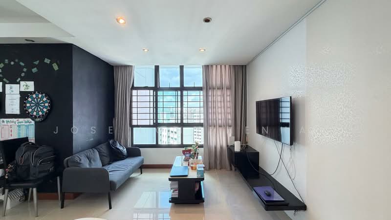 625 Senja Road, 625 Senja Road, 3 Bedrooms, 969 sqft, HDB Flat For Sale, by Jose Loh Zhenhao, 500193818 - Living Room - PropertyGuru.com.sg