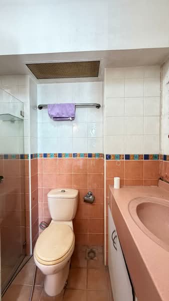 625 Senja Road, 625 Senja Road, 3 Bedrooms, 969 sqft, HDB Flat For Sale, by Jose Loh Zhenhao, 500193818 - Bathroom - PropertyGuru.com.sg