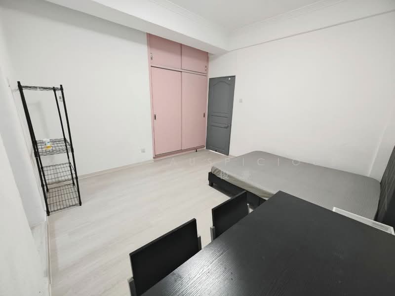 Sun Court, 21 Lorong Kilat, Room Rental, 250 sqft, Apartment For Rent, by Melvin Auspicious Lee 李俊豪, 500193819 - Bedroom - PropertyGuru.com.sg
