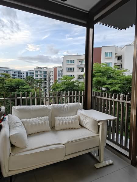 The Inflora, 51 Flora Drive, 3 Bedrooms, 1,033 sqft, Condominium For Rent, by Kin ,, 500193820 - Balcony - PropertyGuru.com.sg