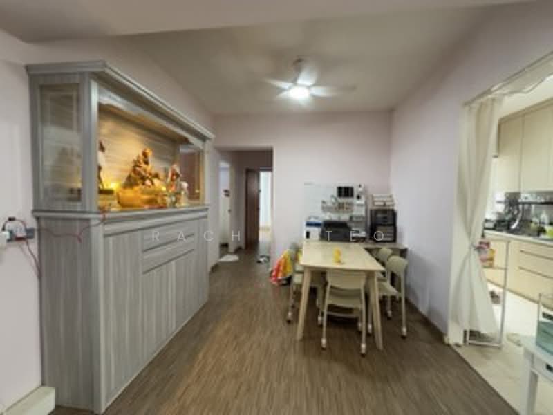 220A Sumang Lane, 220A Sumang Lane, 3 Bedrooms, 1,001 sqft, HDB Flat For Sale, by Rachel Teo, 500193826 - Living Room - PropertyGuru.com.sg