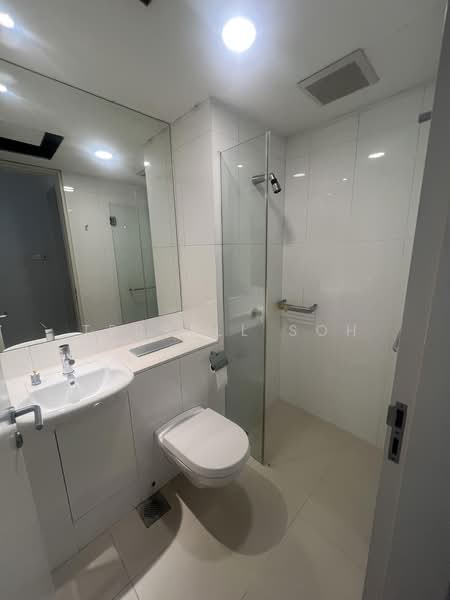 The Arris, 28 Yan Kit Road, 2 Bedrooms, 980 sqft, Apartment For Rent, by Terrell Soh, 500193844 - Common Bathroom - PropertyGuru.com.sg
