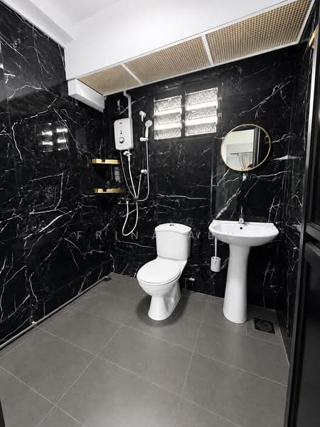 635B Senja Road, 635B Senja Road, 3 Bedrooms, 990 sqft, HDB Flat For Sale, by Frina Abu, 500193852 - Bathroom - PropertyGuru.com.sg