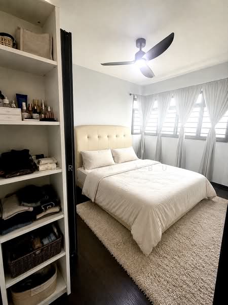635B Senja Road, 635B Senja Road, 3 Bedrooms, 990 sqft, HDB Flat For Sale, by Frina Abu, 500193852 - Master Bedroom - PropertyGuru.com.sg