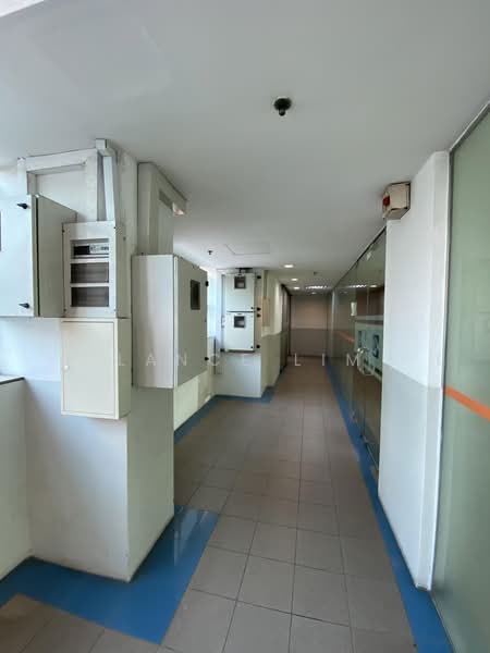New World Centre, 1 Jalan Berseh, 1,292 sqft, Office For Rent, by Lance Lim, 500193865 - Corridor - CommercialGuru.com.sg