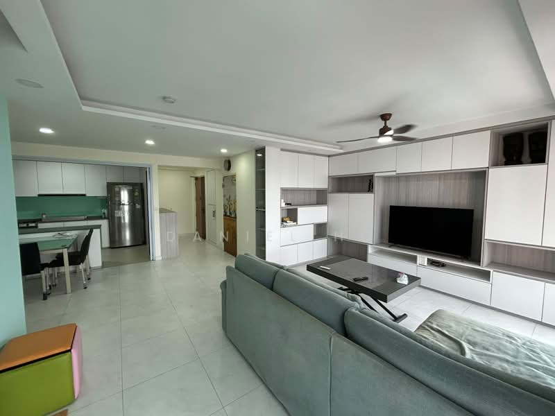445A Clementi Avenue 3, 445A Clementi Avenue 3, 3 Bedrooms, 1,216 sqft, HDB Flat For Sale, by Daniel Ho, 500193873 - Living Room - PropertyGuru.com.sg