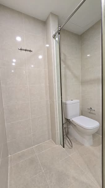 Archipelago, Bedok Reservoir Road, 2 Bedrooms, 829 sqft, Condominium For Sale, by Lesley Loh, 500193883 - Common Bathroom - PropertyGuru.com.sg