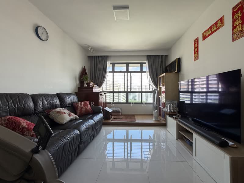 627A Tampines Street 61, 627A Tampines Street 61, 3 Bedrooms, 1,001 sqft, HDB Flat For Sale, by Chris Pang, 500193889 - Living Room - PropertyGuru.com.sg