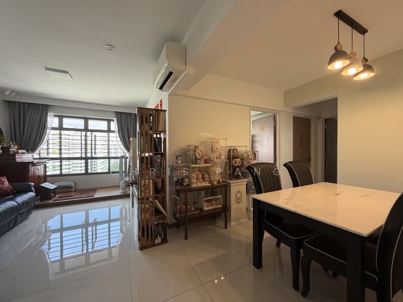 627A Tampines Street 61, 627A Tampines Street 61, 3 Bedrooms, 1,001 sqft, HDB Flat For Sale, by Chris Pang, 500193889 - Living Room - PropertyGuru.com.sg