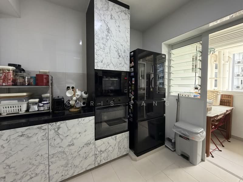 627A Tampines Street 61, 627A Tampines Street 61, 3 Bedrooms, 1,001 sqft, HDB Flat For Sale, by Chris Pang, 500193889 - Kitchen - PropertyGuru.com.sg