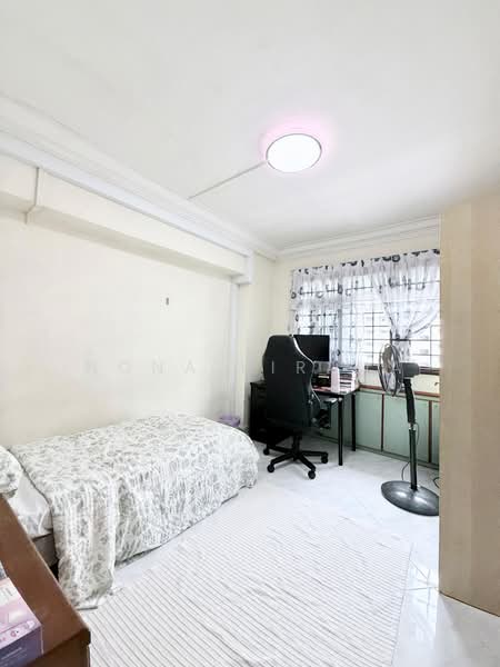 632 Woodlands Ring Road, 632 Woodlands Ring Road, 3 Bedrooms, 1,302 sqft, HDB Flat For Sale, by Nona Kirana, 500193893 - Bedroom - PropertyGuru.com.sg