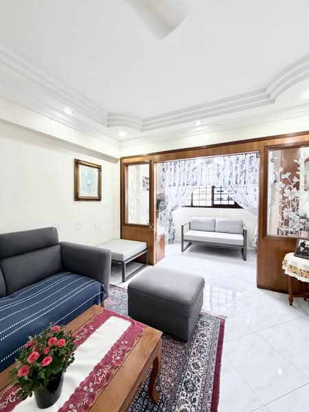 632 Woodlands Ring Road, 632 Woodlands Ring Road, 3 Bedrooms, 1,302 sqft, HDB Flat For Sale, by Nona Kirana, 500193893 - Living Room - PropertyGuru.com.sg