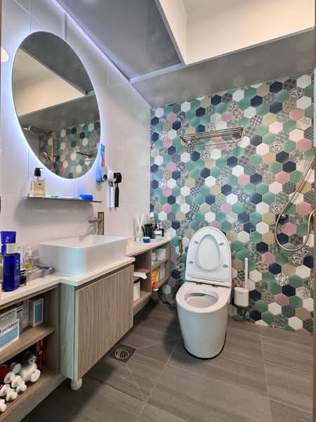 415B Northshore Drive, 415B Northshore Drive, 3 Bedrooms, 1,012 sqft, HDB Flat For Sale, by Edward Loke, 500193895 - Bathroom - PropertyGuru.com.sg