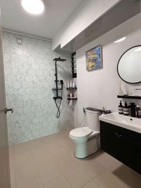 415B Northshore Drive, 415B Northshore Drive, 3 Bedrooms, 1,012 sqft, HDB Flat For Sale, by Edward Loke, 500193895 - Bathroom - PropertyGuru.com.sg