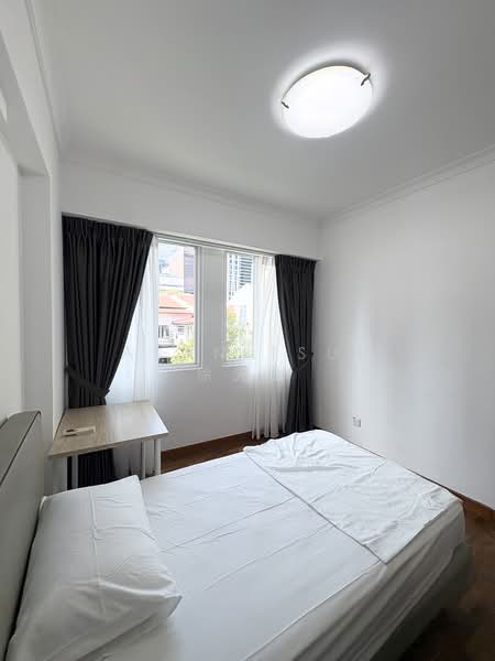 Cheap Bedroom @ Telok Ayer MRT, , Room Rental, 80 sqft, Condominium For Rent, by Alan Tsui 徐先生, 500193902 - Bedroom - PropertyGuru.com.sg