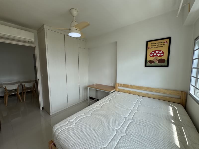 162A Rivervale Crescent, 162A Rivervale Crescent, 2 Bedrooms, 990 sqft, HDB Flat For Rent, by Debbie Hoon, 500193905 - Bedroom - PropertyGuru.com.sg