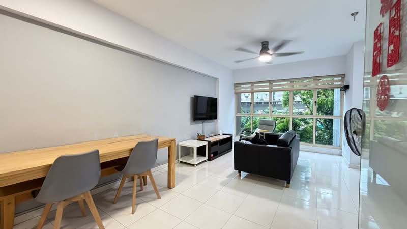 182 Jelebu Road, 182 Jelebu Road, 3 Bedrooms, 1,012 sqft, HDB Flat For Sale, by Patrick Chee, 500193909 - Living Room - PropertyGuru.com.sg