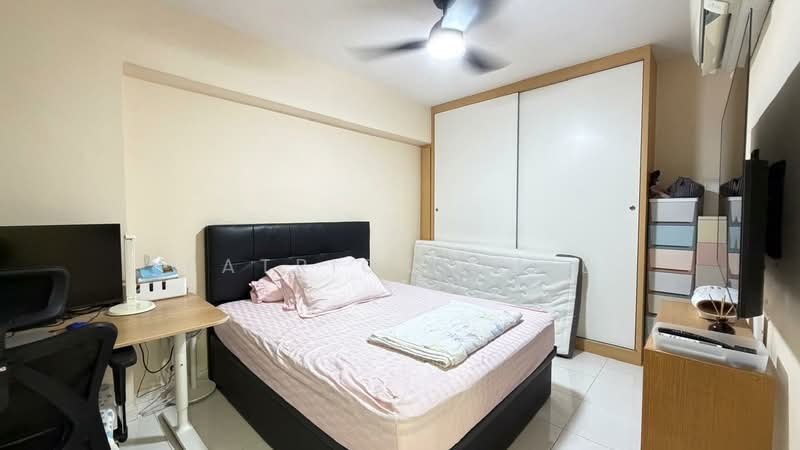 182 Jelebu Road, 182 Jelebu Road, 3 Bedrooms, 1,012 sqft, HDB Flat For Sale, by Patrick Chee, 500193909 - Bedroom - PropertyGuru.com.sg