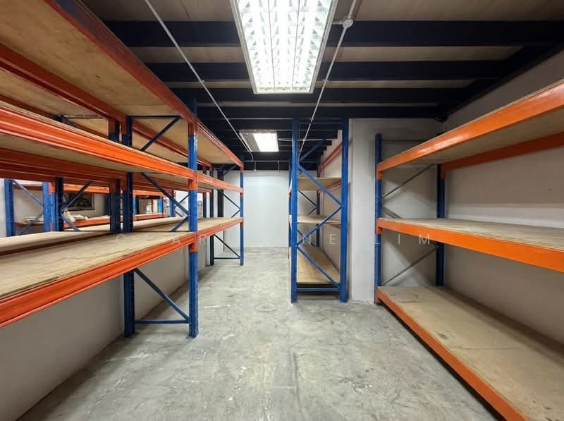 Wcega Plaza, 1 Bukit Batok Crescent, 2,411 sqft, Light Industrial (B1) For Rent, by Charmaine Lim, 500193922 - Interior - CommercialGuru.com.sg