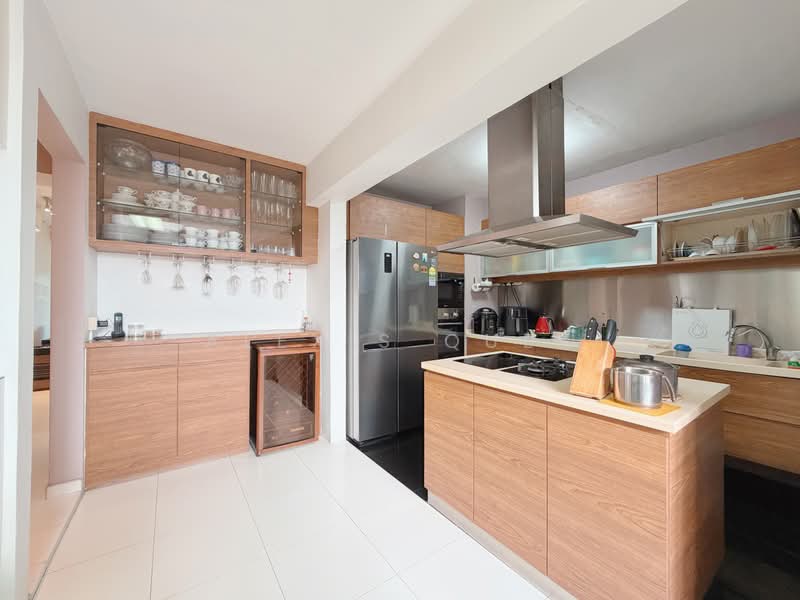 Lutheran Towers, 21 Tan Kim Cheng Road, 3 Bedrooms, 1,916 sqft, Apartment For Sale, by Alexis Quek, 500193924 - Kitchen - PropertyGuru.com.sg