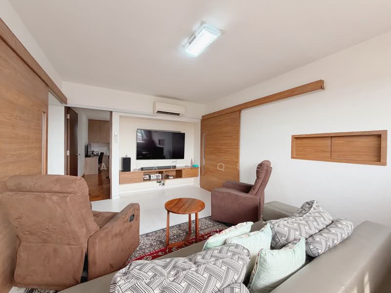 Lutheran Towers, 21 Tan Kim Cheng Road, 3 Bedrooms, 1,916 sqft, Apartment For Sale, by Alexis Quek, 500193924 - Living Room - PropertyGuru.com.sg