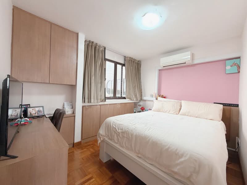 Lutheran Towers, 21 Tan Kim Cheng Road, 4 Bedrooms, 1,916 sqft, Apartment For Sale, by Alexis Quek, 500193927 - Bedroom - PropertyGuru.com.sg