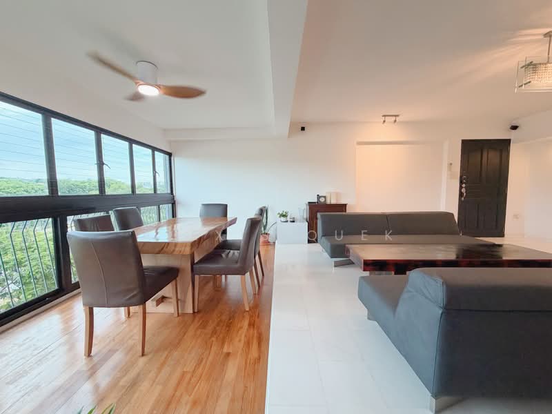 Lutheran Towers, 21 Tan Kim Cheng Road, 4 Bedrooms, 1,916 sqft, Apartment For Sale, by Alexis Quek, 500193927 - Living Room - PropertyGuru.com.sg